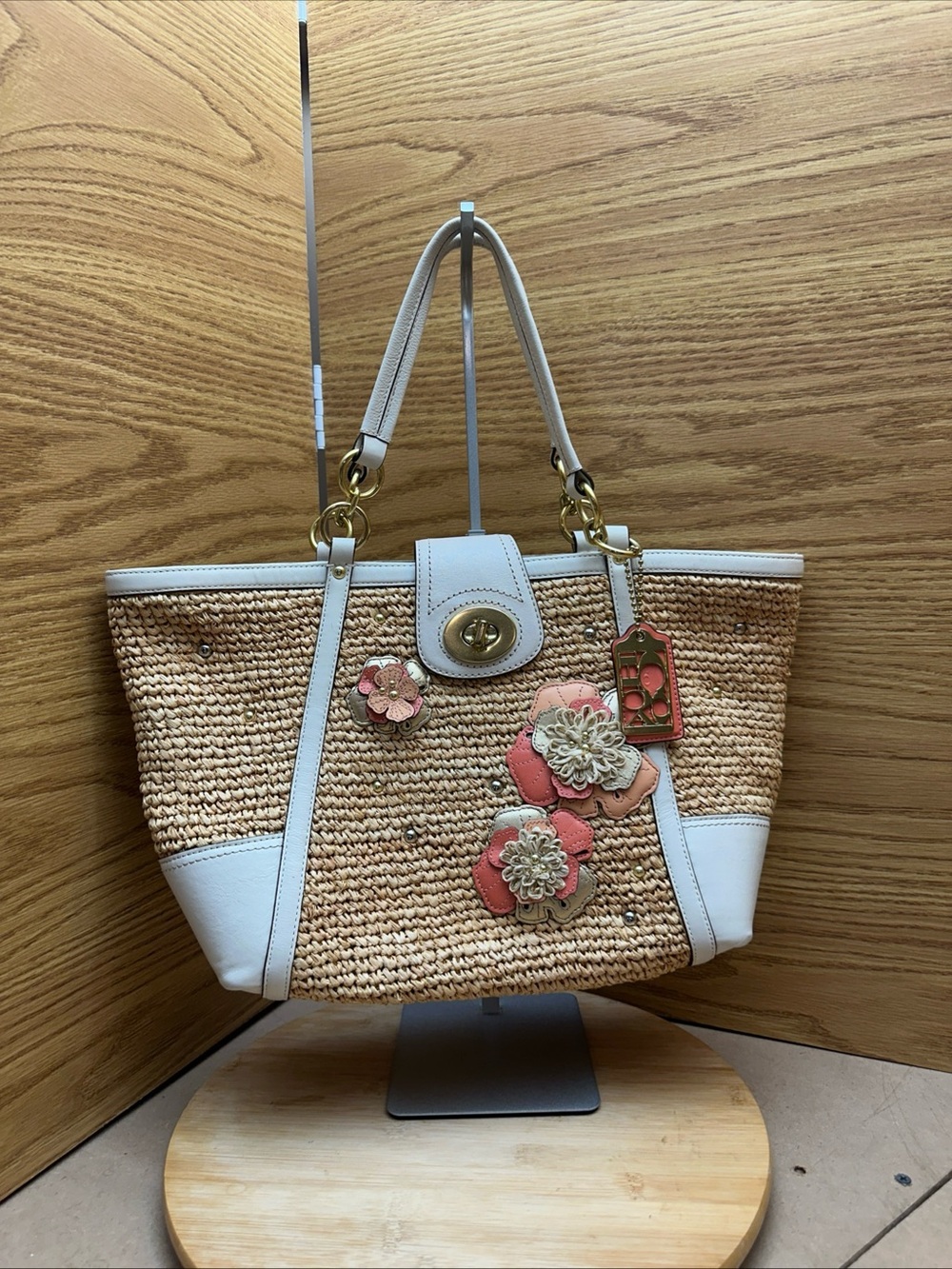 Coach Hampton Floral Tote Purse Straw White Pink L1169-19347